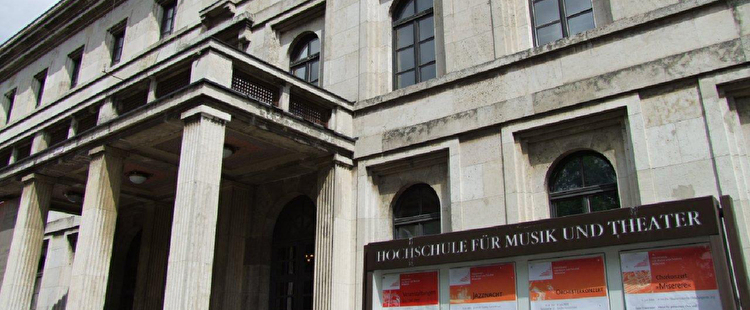 hochschule-fuer-musik-und-theater-muenchen-detail.jpg