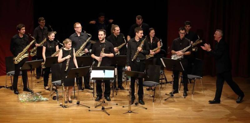 SIPPIA, Ensemble de Saxofones de la KUG con Gerald Preinfalk.jpg