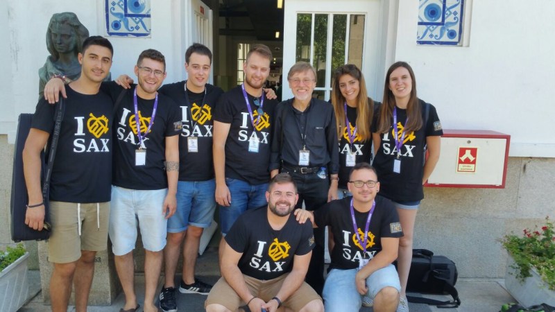 ee7990a1f902e57a-photo 3.jpeg