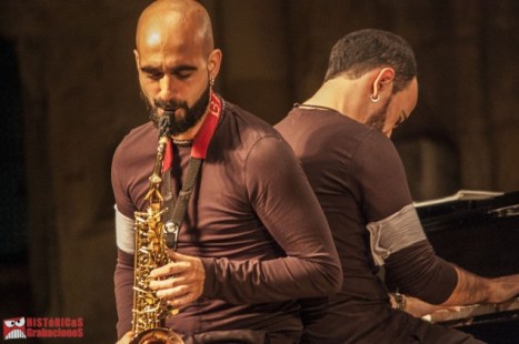 13892007_545434175652338_6122377667829464847_n-1